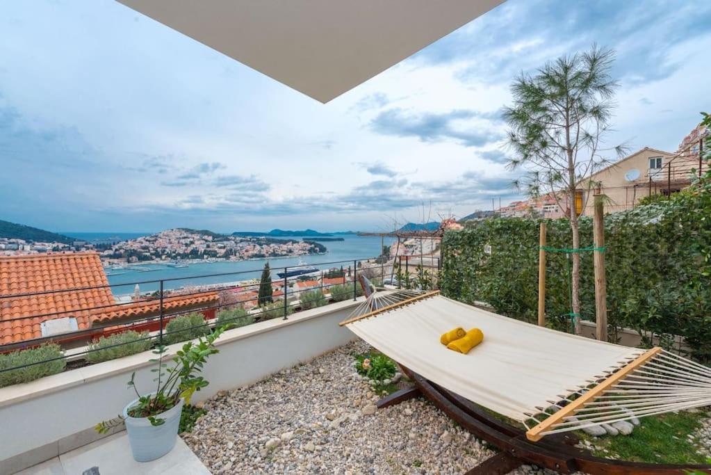 Walking Distance Old Town 120M2,Garden,View,Garage Apartment Dubrovnik Bagian luar foto