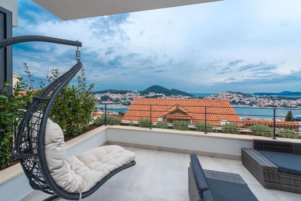 Walking Distance Old Town 120M2,Garden,View,Garage Apartment Dubrovnik Bagian luar foto
