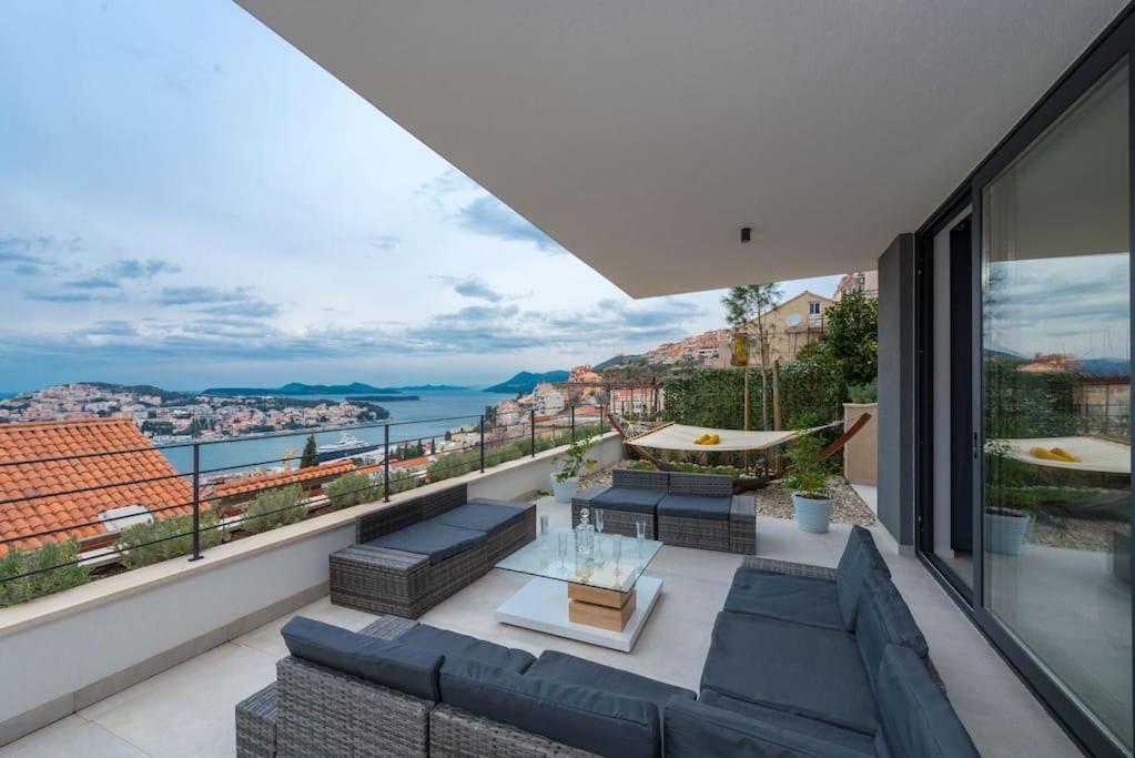 Walking Distance Old Town 120M2,Garden,View,Garage Apartment Dubrovnik Bagian luar foto