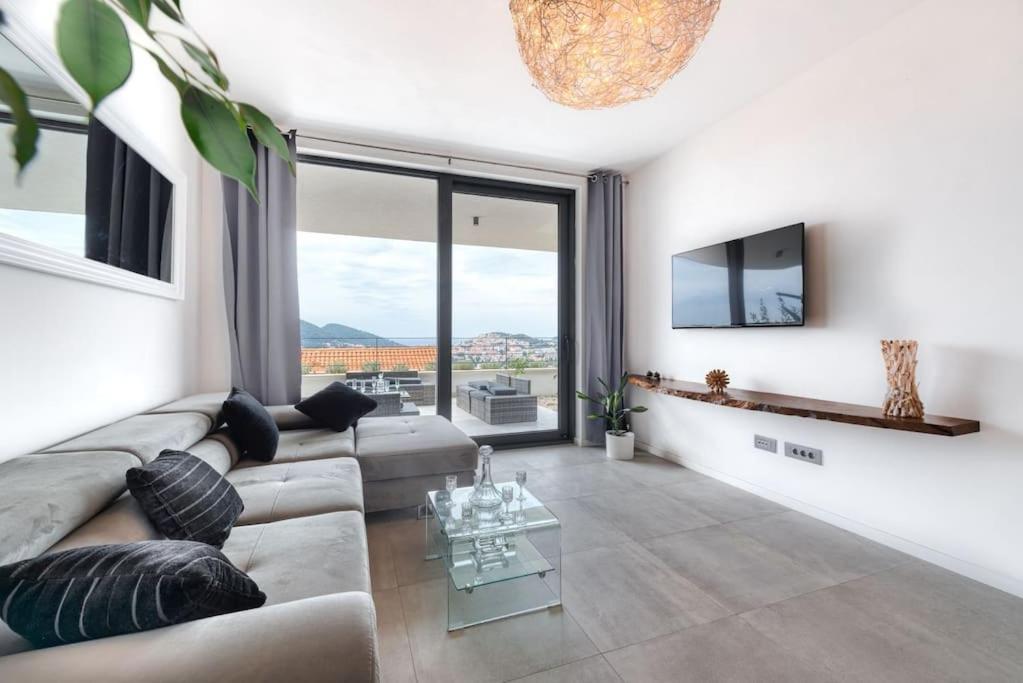 Walking Distance Old Town 120M2,Garden,View,Garage Apartment Dubrovnik Bagian luar foto