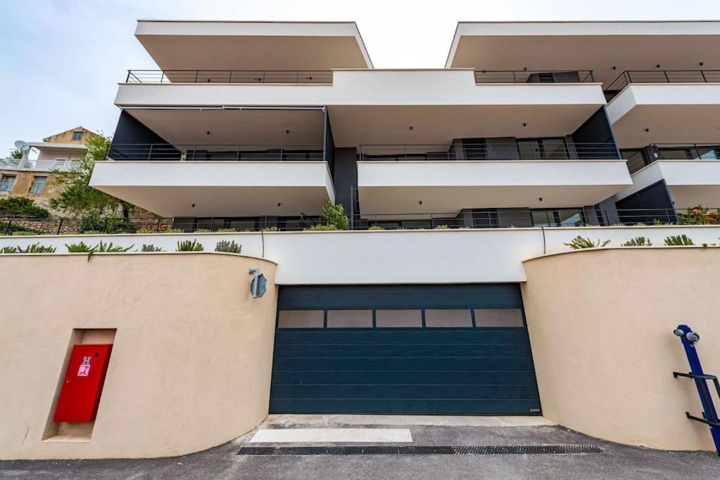 Walking Distance Old Town 120M2,Garden,View,Garage Apartment Dubrovnik Bagian luar foto