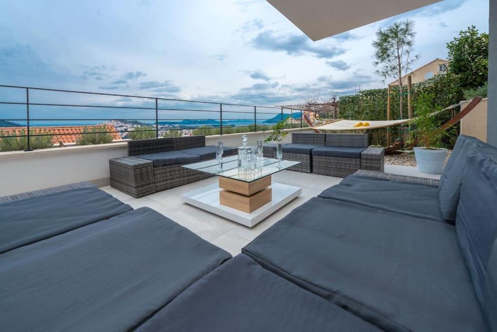 Walking Distance Old Town 120M2,Garden,View,Garage Apartment Dubrovnik Bagian luar foto